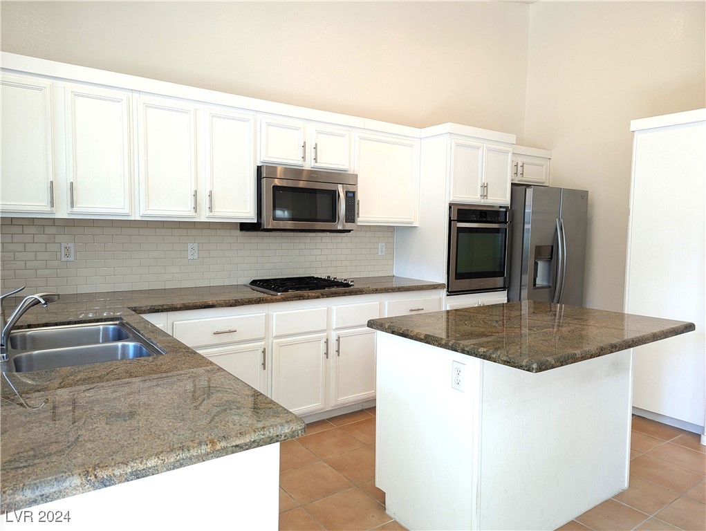 9728 Echo Hills Drive Property Photo 13
