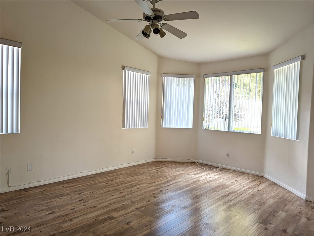 9728 Echo Hills Drive Property Photo 17