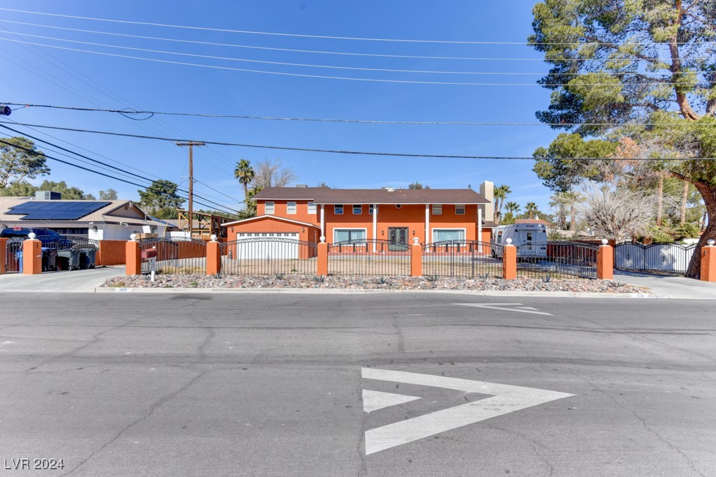 1818 Waldman Avenue Property Photo 3