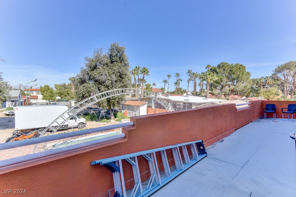 1818 Waldman Avenue Property Photo 32