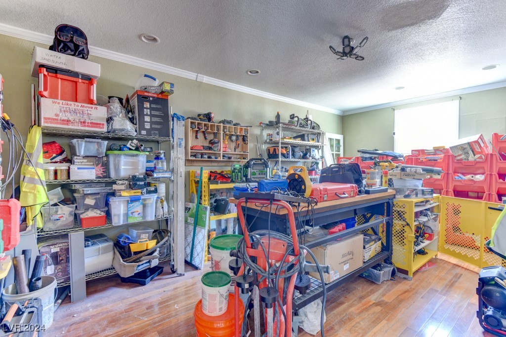 1818 Waldman Avenue Property Photo 39