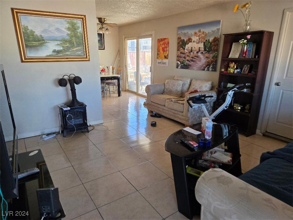 6545 Casada Way Property Photo 2