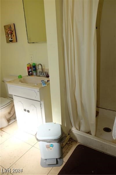 6545 Casada Way Property Photo 8