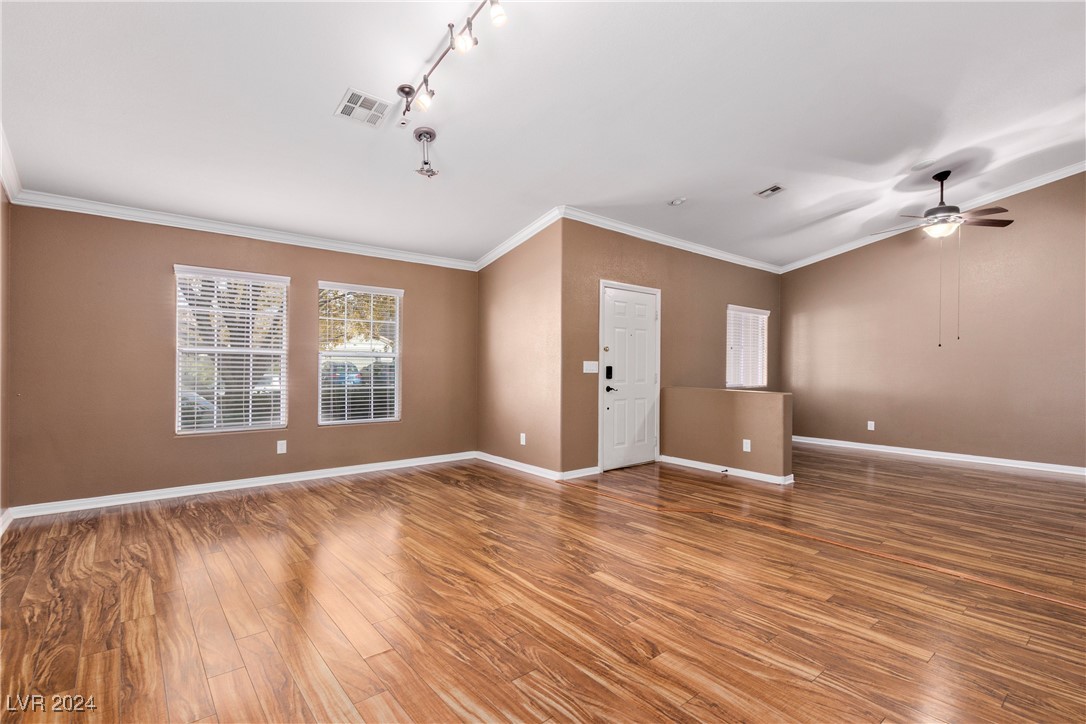 1053 Plentywood Place Property Photo 3