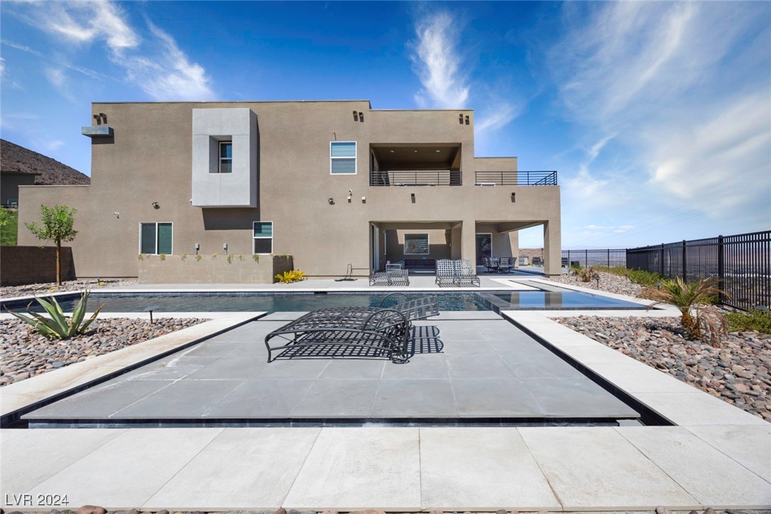318 Shaded Canyon Drive Property Photo 40