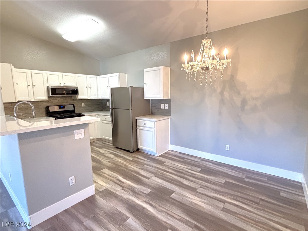 2053 Jasper Bluff Street 201 Property Photo 14