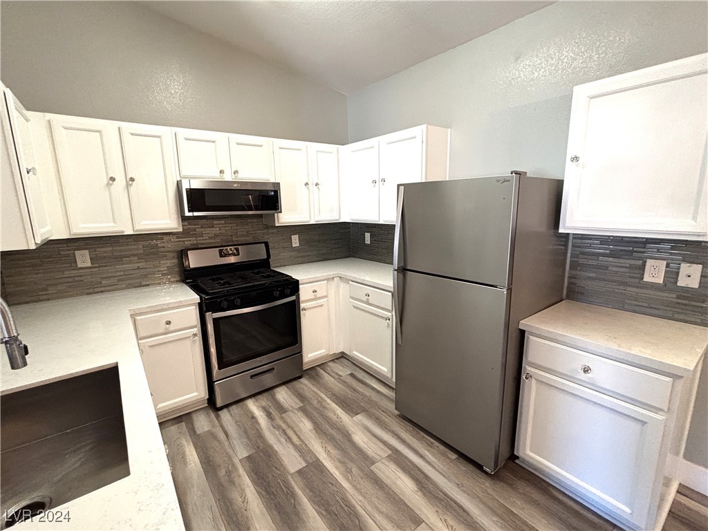 2053 Jasper Bluff Street 201 Property Photo 18