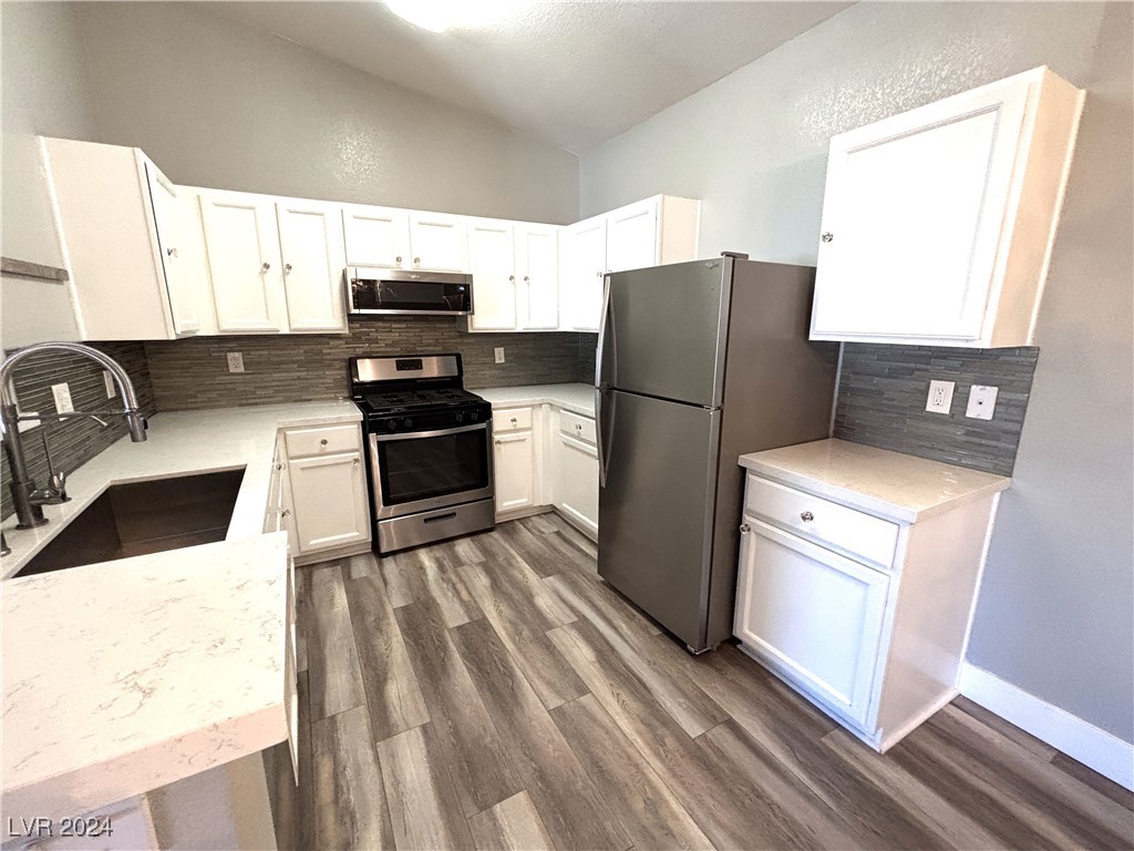 2053 Jasper Bluff Street 201 Property Photo 19