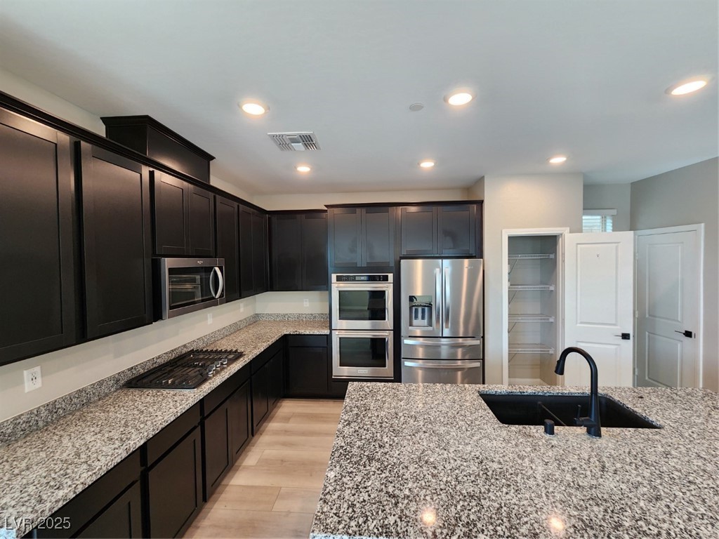 12511 Island Bells Avenue Property Photo 15