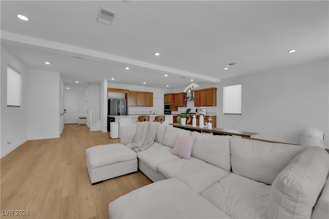 7986 Adelaide Hills Street Property Photo 7