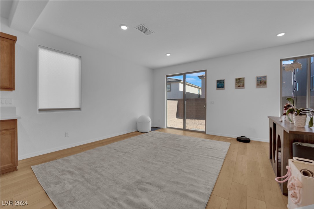 7986 Adelaide Hills Street Property Photo 8
