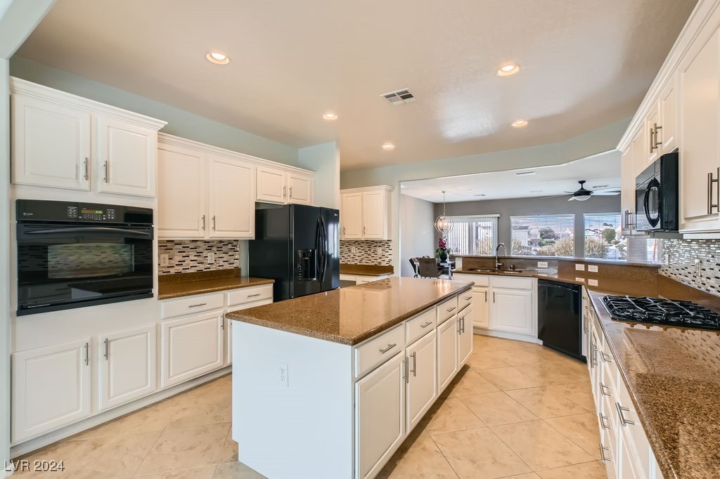 7629 Homing Pigeon Street Property Photo 12