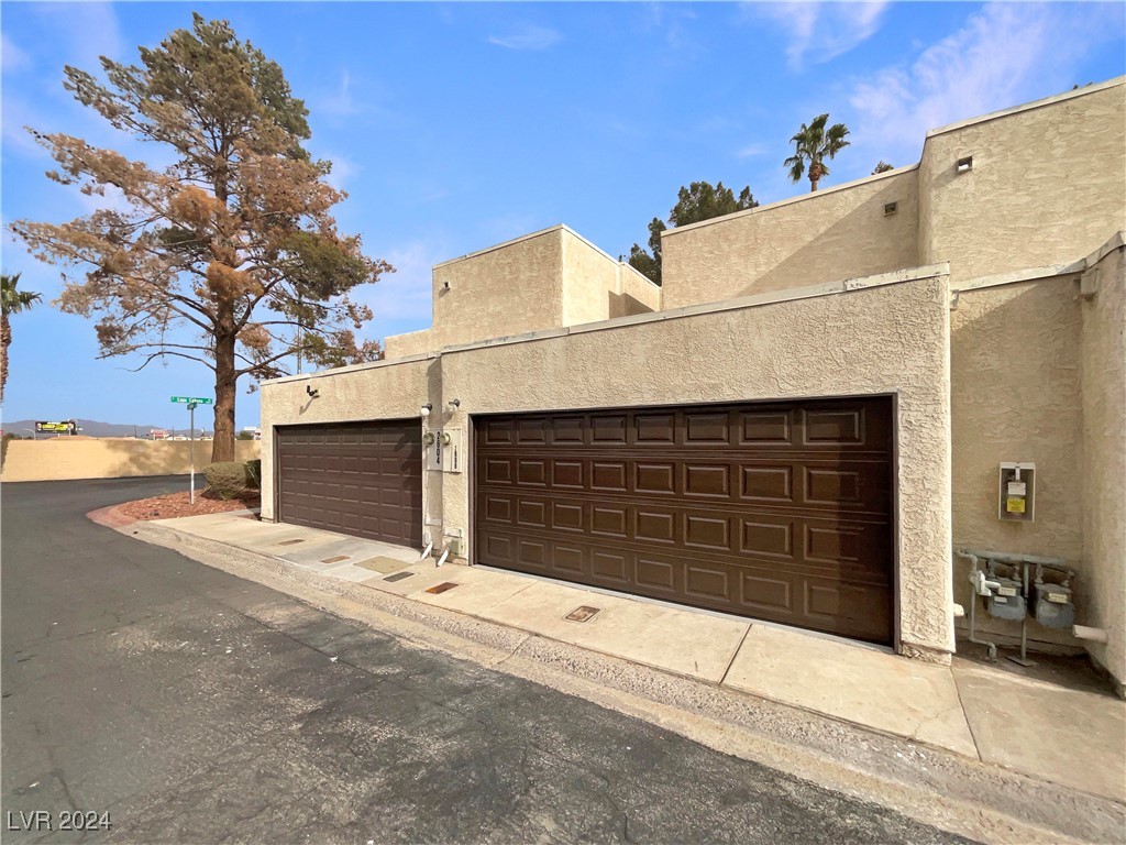 2608 Matogroso Lane Property Photo 8