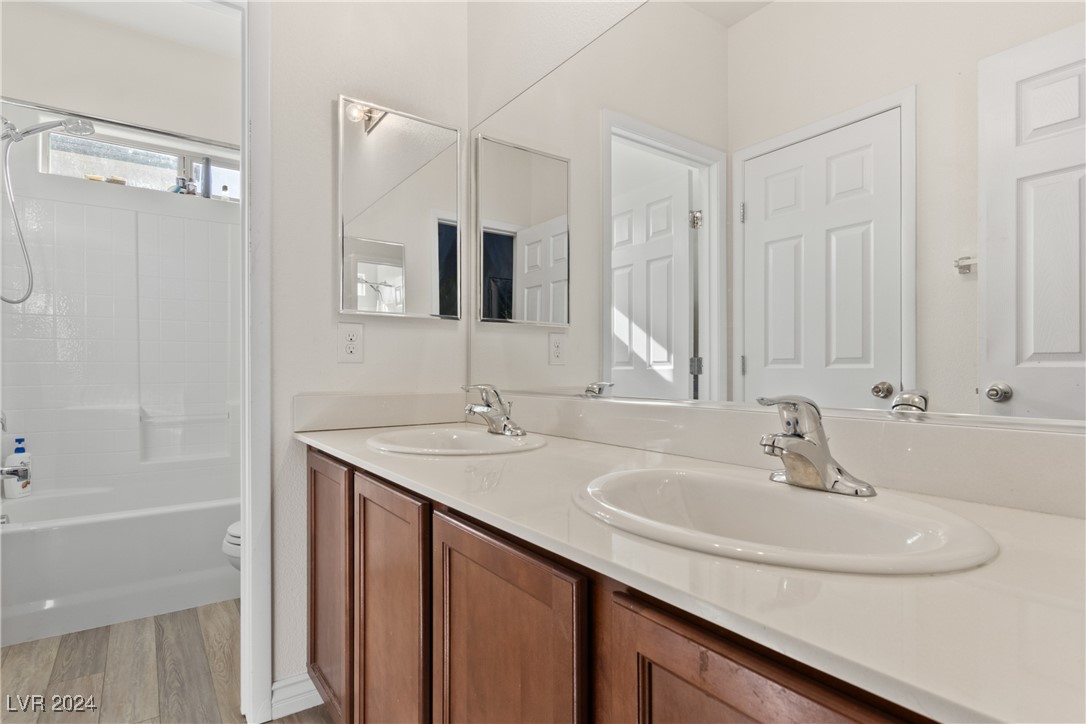9494 Alma Ridge Avenue Property Photo 19