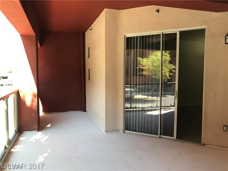 31 Agate Avenue 204 Property Photo 38