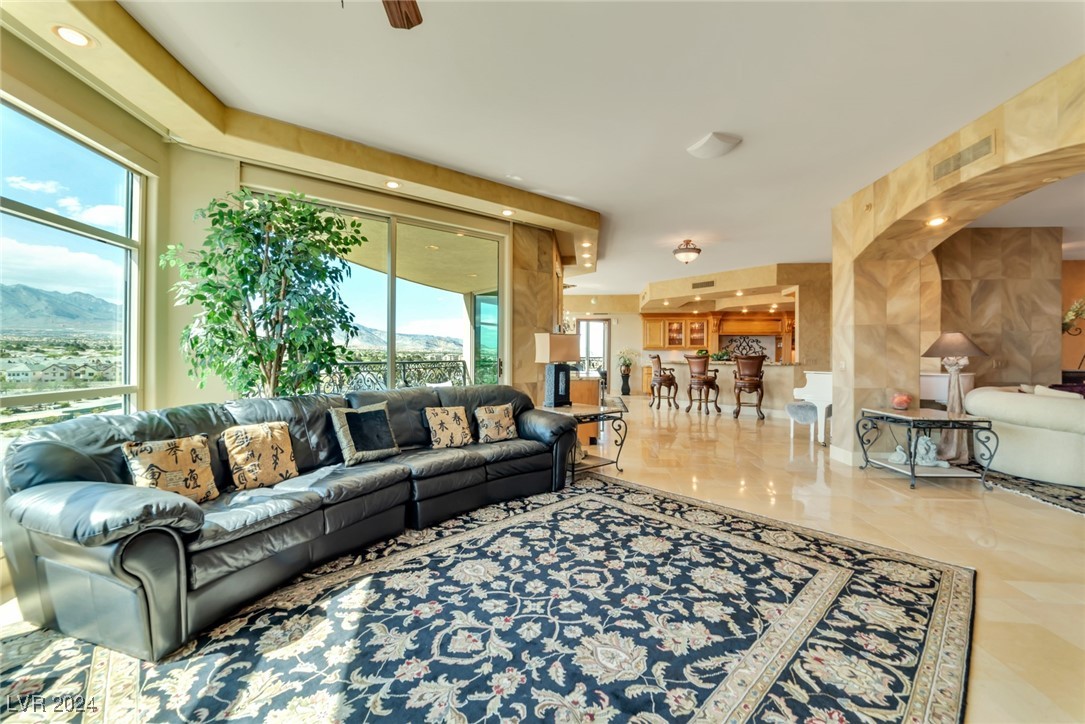 9103 Alta Drive 701 Property Photo 10