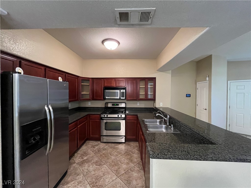 10220 Penrith Avenue 204 Property Photo 6