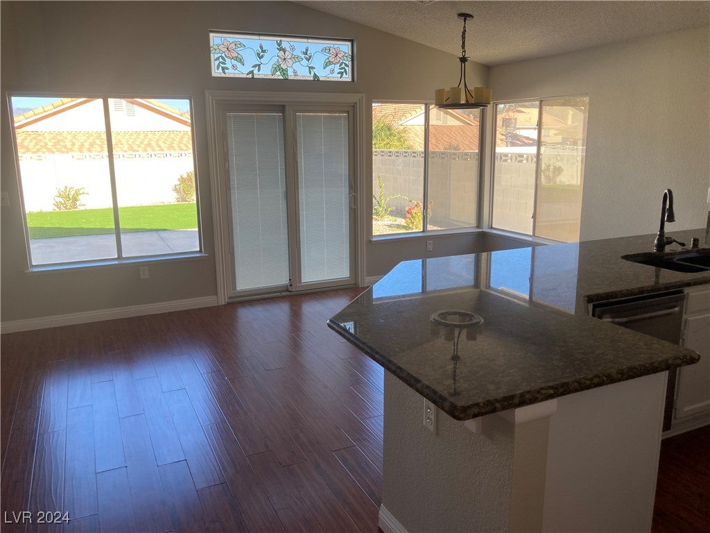 8408 Justine Court Property Photo 7