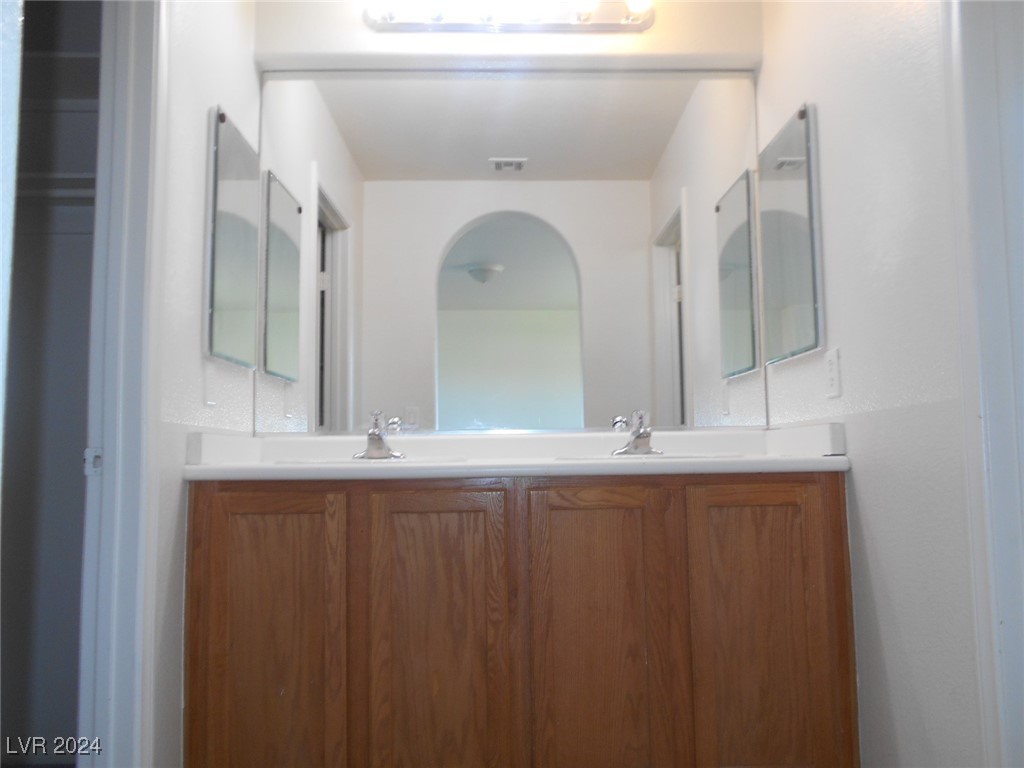 5304 Carlsbad Heights Street Property Photo 13