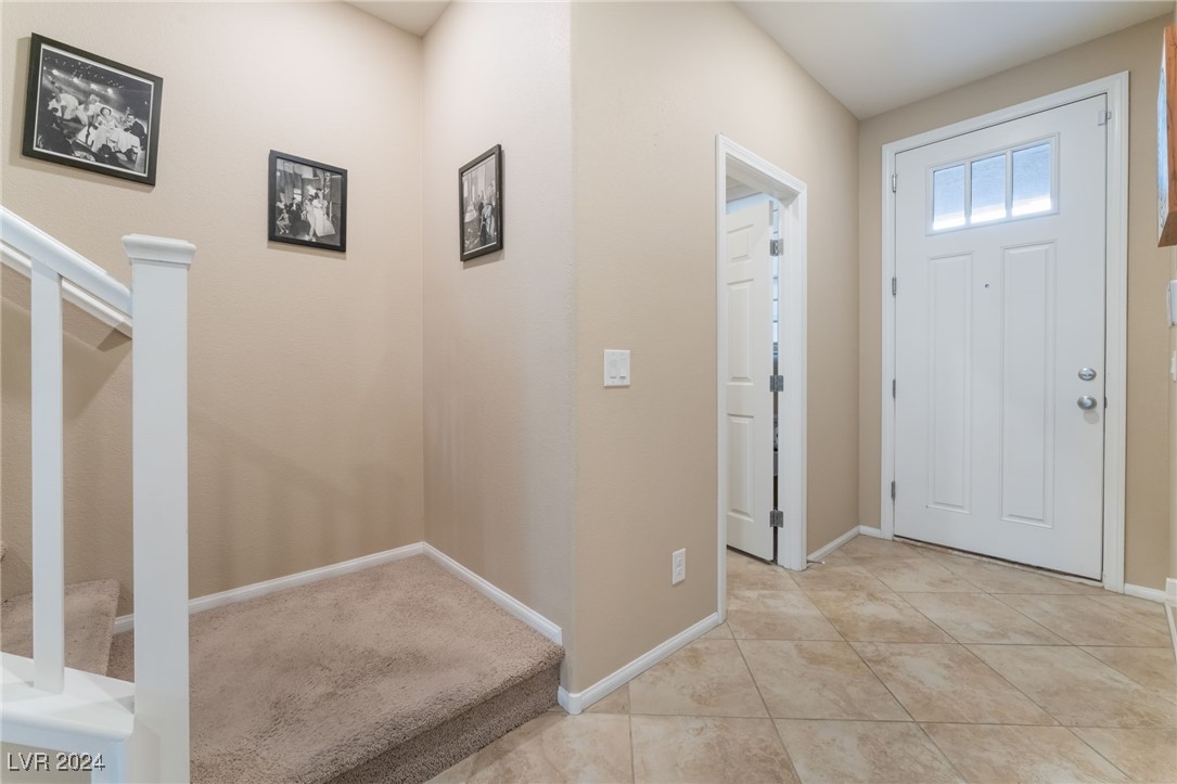 5372 Silver Branch Avenue Property Photo 2