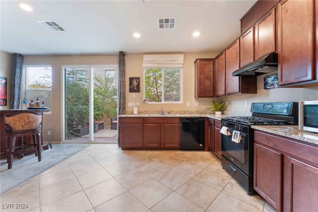 5372 Silver Branch Avenue Property Photo 7