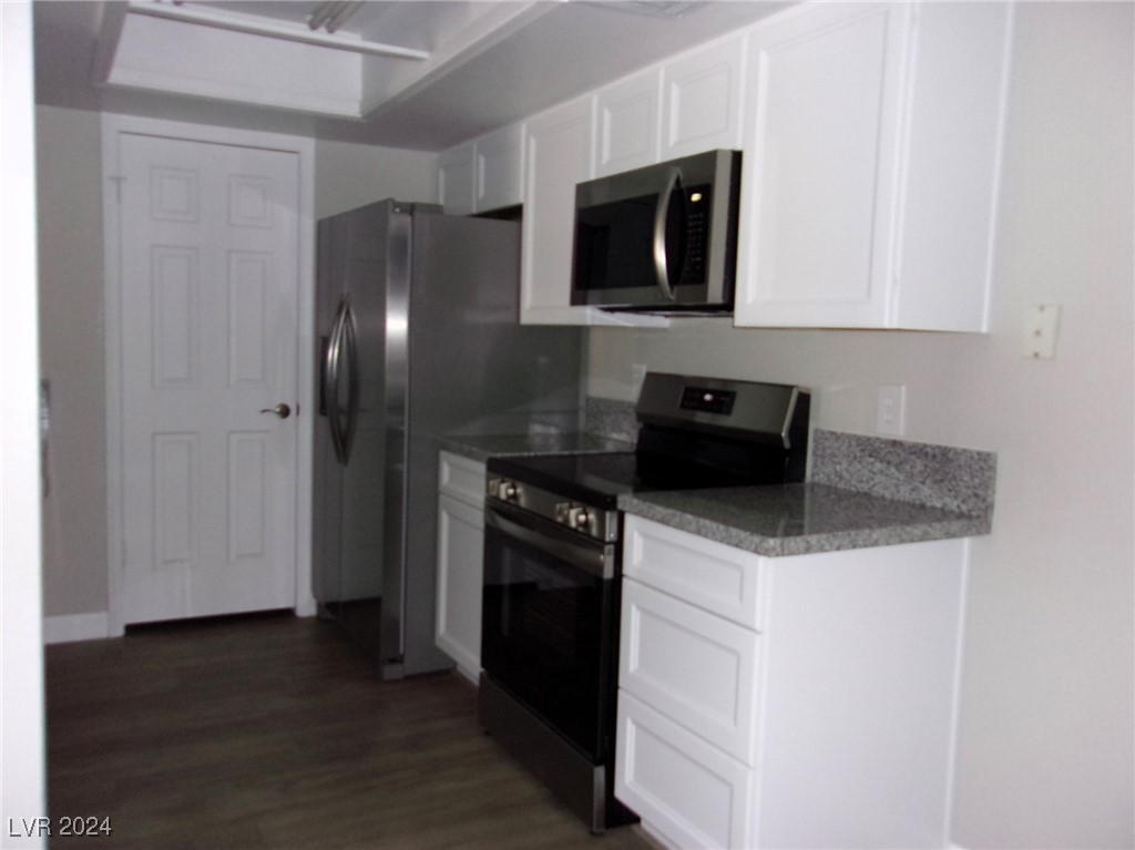 3550 Bay Sands Drive 2045 Property Photo 4