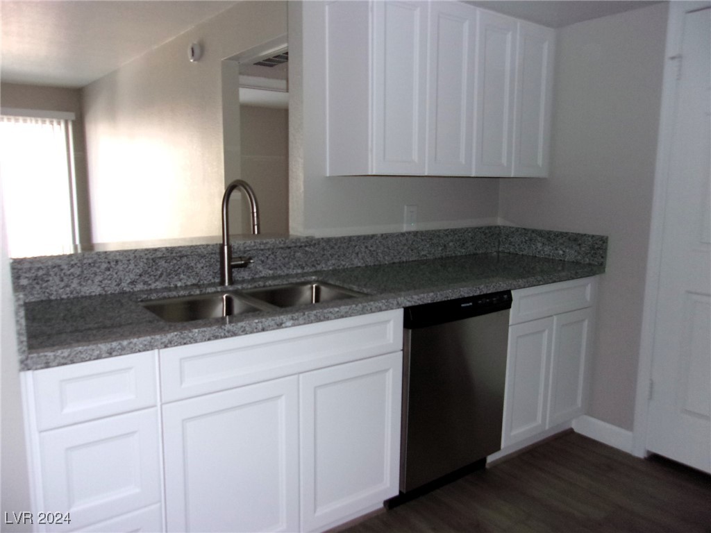 3550 Bay Sands Drive 2045 Property Photo 5