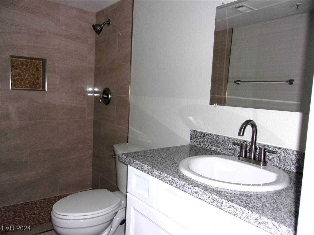 3550 Bay Sands Drive 2045 Property Photo 8