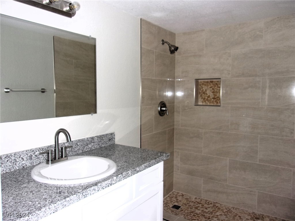 3550 Bay Sands Drive 2045 Property Photo 10