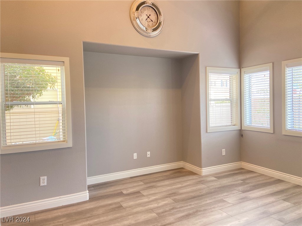 9144 Starling Wing Place Property Photo 17