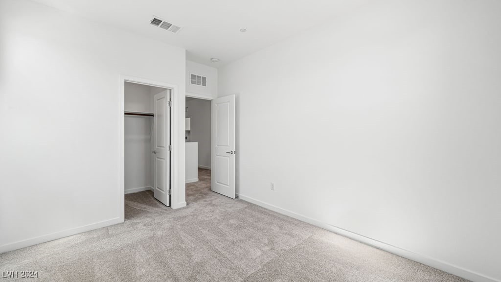 647 North Water Street Property Photo 13
