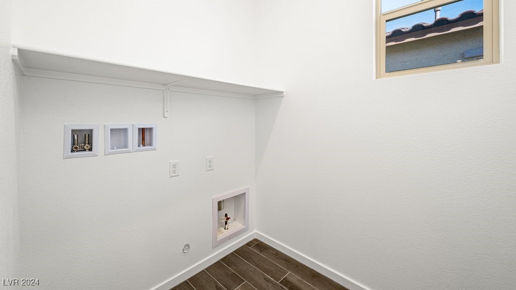 647 North Water Street Property Photo 15