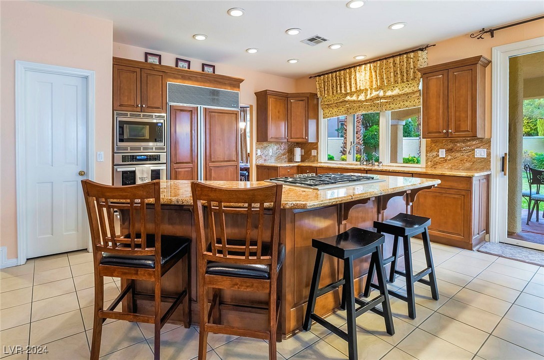 8736 Double Eagle Drive Property Photo 13