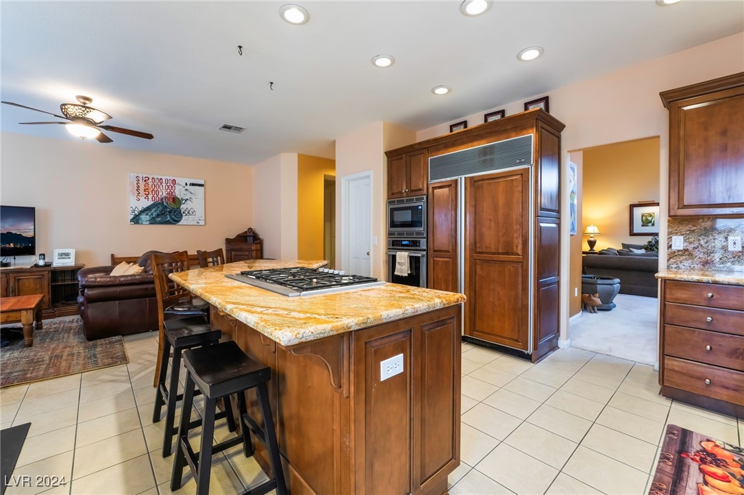 8736 Double Eagle Drive Property Photo 14