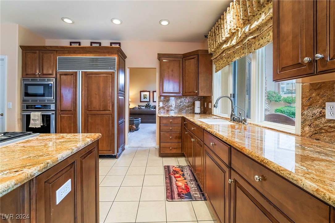 8736 Double Eagle Drive Property Photo 15