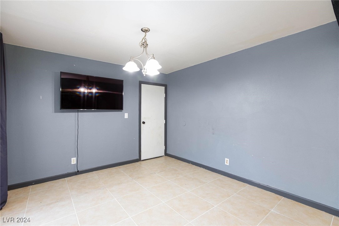 3719 Centennial Circle Property Photo 11