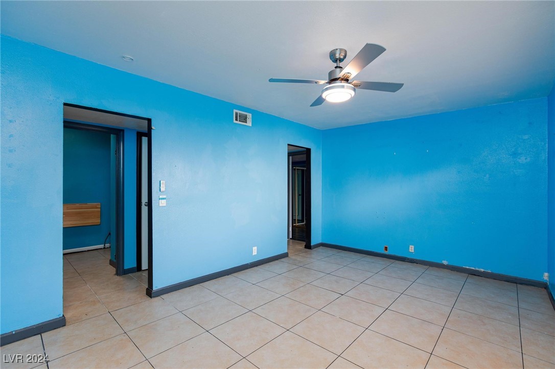 3719 Centennial Circle Property Photo 18