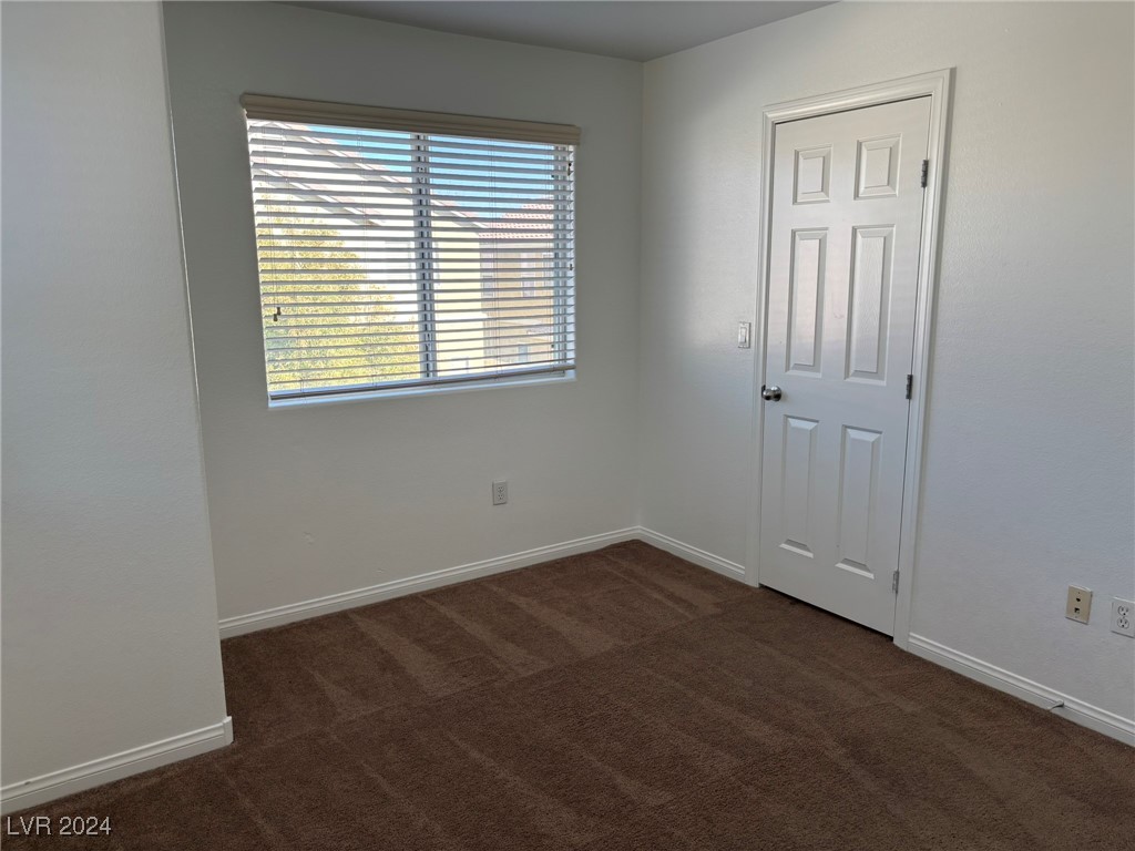 6383 Blue Twilight Court Property Photo 11