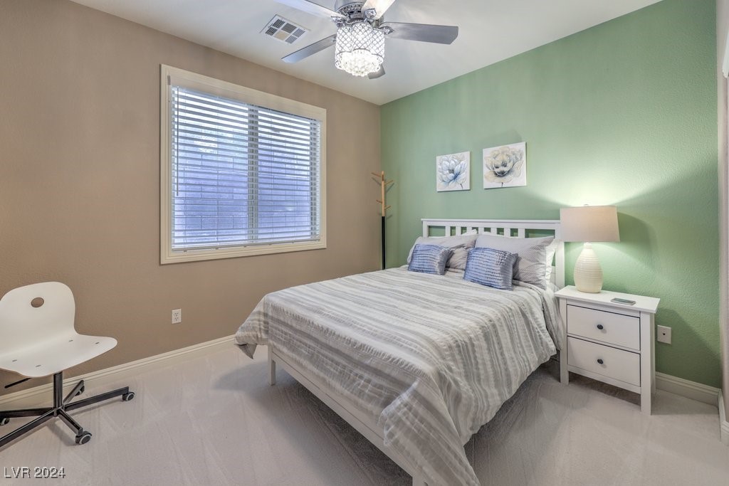 525 Copper View Street Property Photo 25