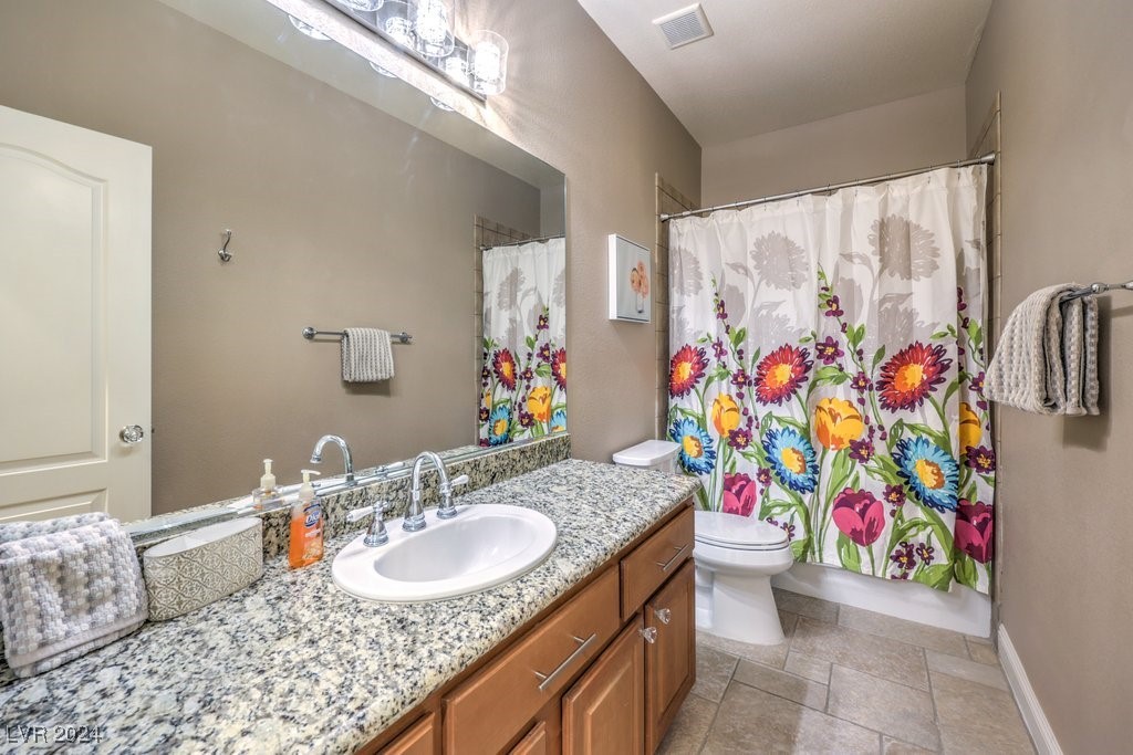 525 Copper View Street Property Photo 29