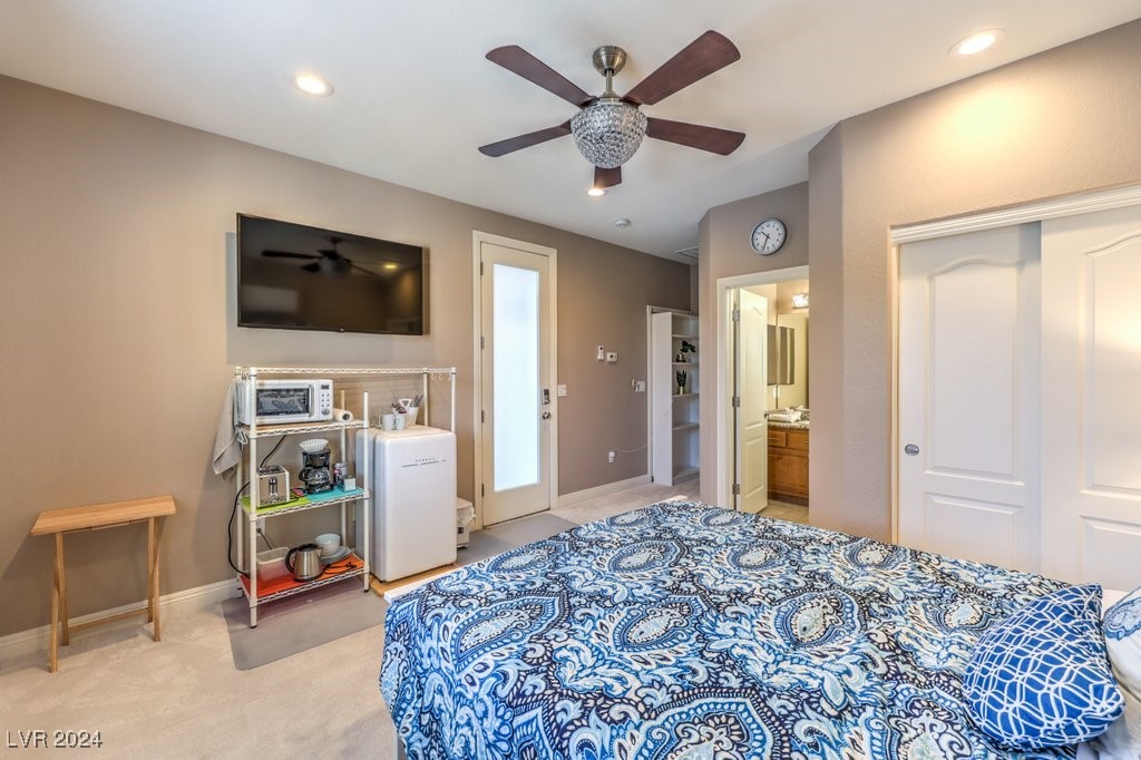 525 Copper View Street Property Photo 42