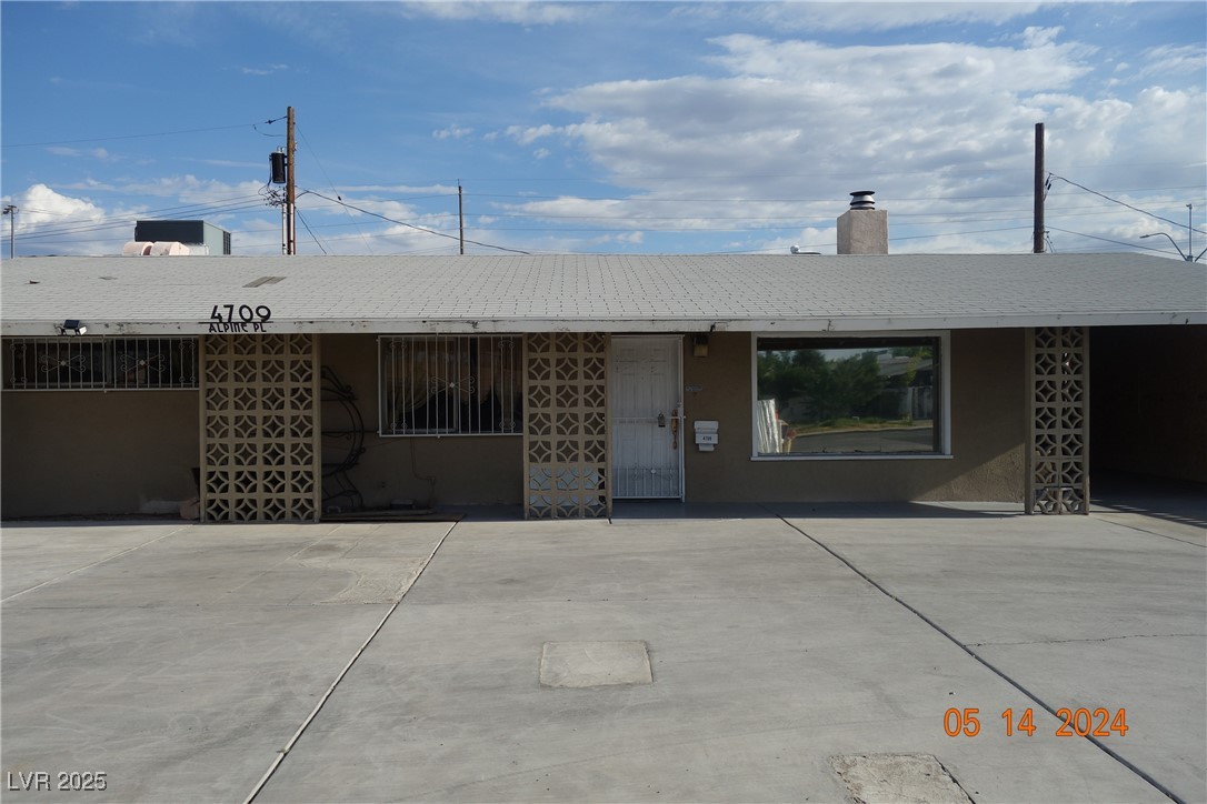 4709 West Alpine Place Property Photo 1