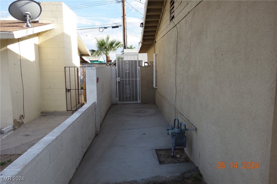 4709 West Alpine Place Property Photo 10
