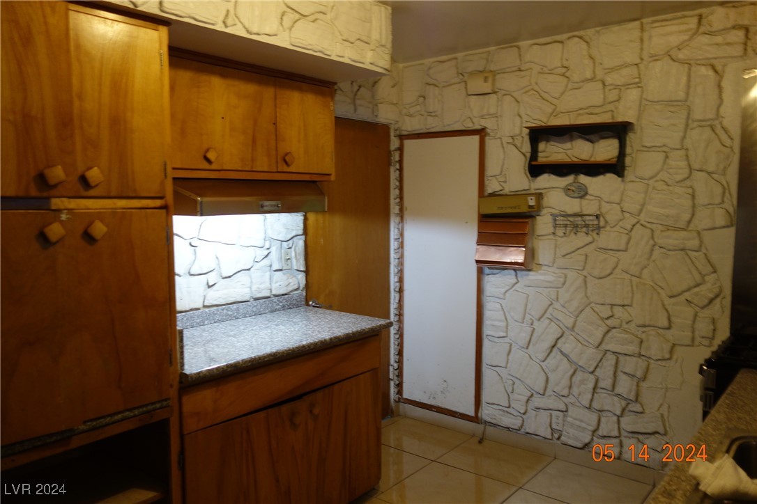 4709 West Alpine Place Property Photo 14