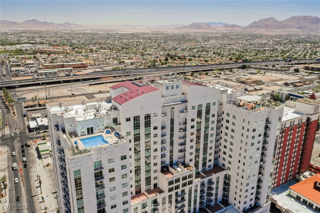 150 Las Vegas Boulevard 2003 Property Photo 2