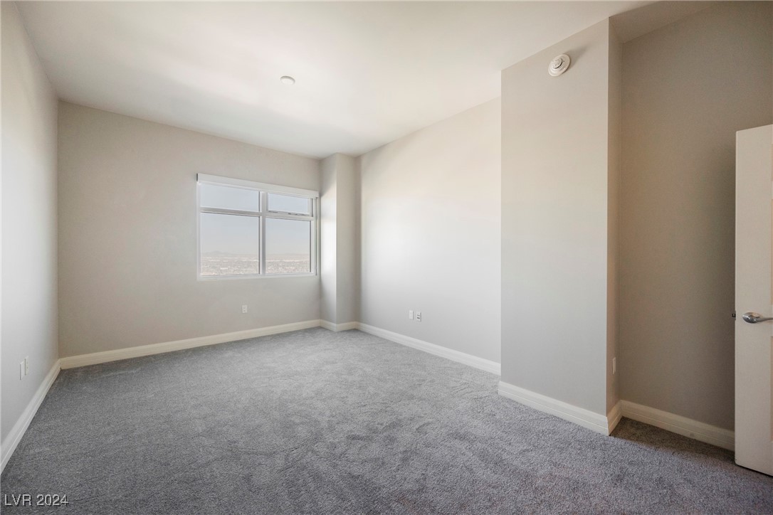 150 Las Vegas Boulevard 2003 Property Photo 17