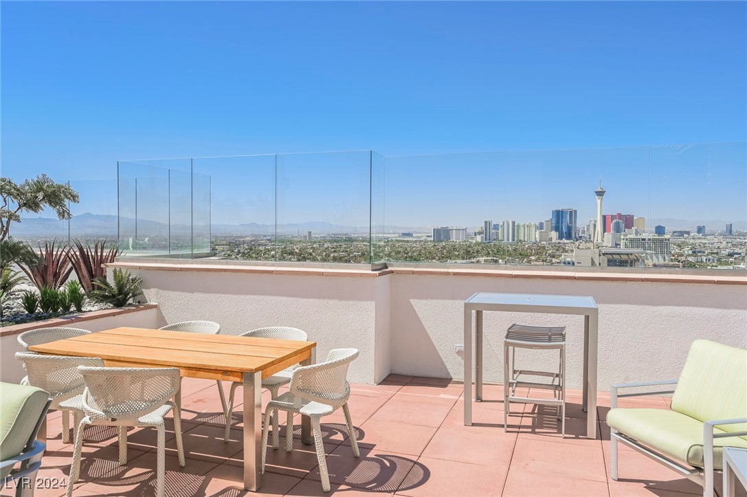 150 Las Vegas Boulevard 2003 Property Photo 53