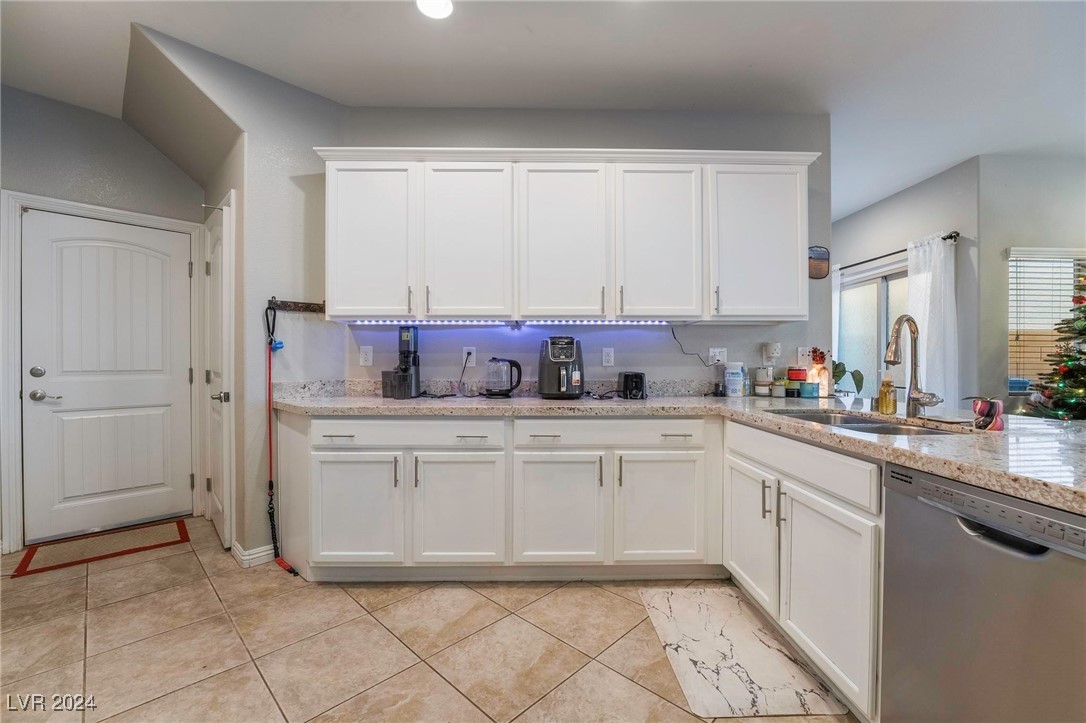 6837 Dragonfly Rock Street Property Photo 15