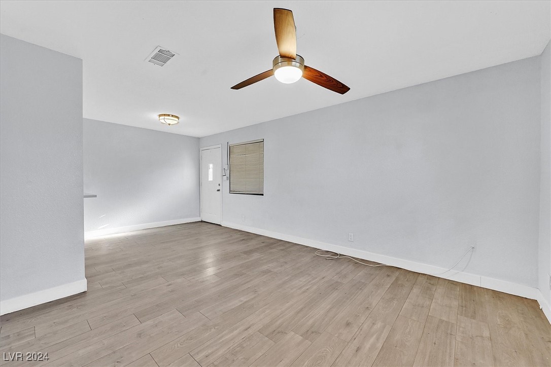 3801 Daisy Street 40 Property Photo 3