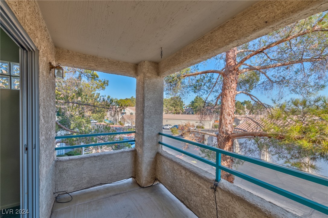 2251 Wigwam Parkway 2123 Property Photo 13